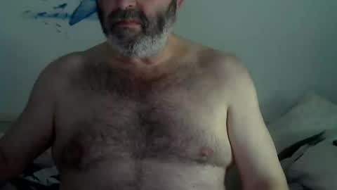 Snapshot of midhir chatting on 01-18-25, 03:59 kike online show from 01-18-25, 03:59