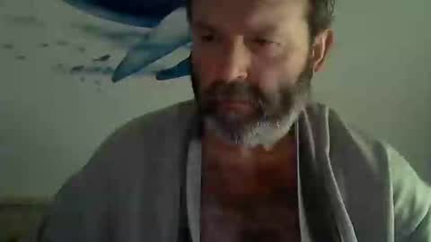 Snapshot of midhir chatting on 01-25-25, 10:39 kike online show from 01-25-25, 10:39