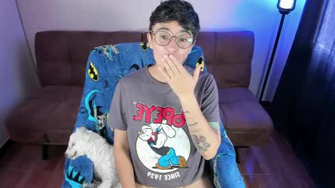 Blue online show from 06-04-26, 03:29
