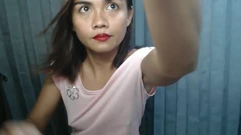 Snapshot of midnight_cravings143 chatting on 05-31-26, 10:22 terra online show from 05-31-26, 10:22