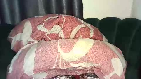 Snapshot of midnight_goddess chatting on 09-26-25, 06:34 Kelly online show from 09-26-25, 06:34