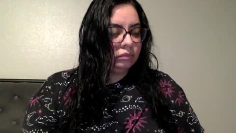 Snapshot of midnightbruja111 chatting on 07-07-26, 02:14 midnightbruja111 online show from 07-07-26, 02:14
