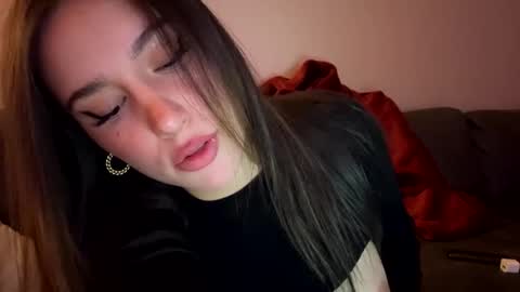 SexyLatinaCouple online show from 01-09-26, 09:12