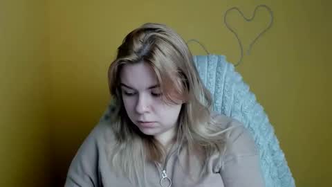 Mariana online show from 12-15-25, 06:28