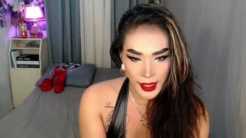 Snapshot of midnightraven27 chatting on 02-18-25, 12:37  Dont forget to follow online show from 02-18-25, 12:37