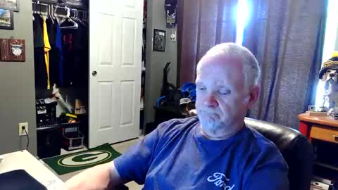 midwestdad09 online show from 04-17-26, 09:18