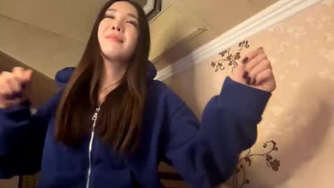 Snapshot of migdaliafenlon chatting on 09-26-25, 01:48 Nova online show from 09-26-25, 01:48