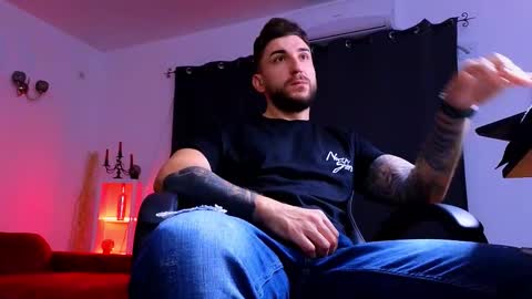 MightyAaron online show from 10-30-25, 02:46