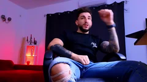 MightyAaron online show from 11-27-25, 05:31