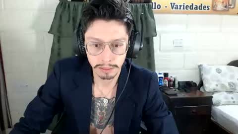 Miguel  Independent Model  online show from 06-14-26, 11:34