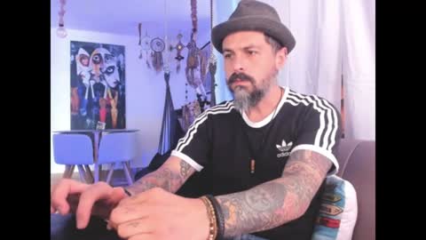 Snapshot of miguel_angeel_ chatting on 06-13-26, 03:10 Miguel Angel online show from 06-13-26, 03:10