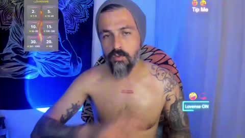 Snapshot of miguel_angeel_ chatting on 07-14-26, 02:05 Miguel Angel online show from 07-14-26, 02:05