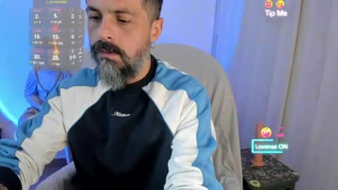 Snapshot of miguel_angeel_ chatting on 07-21-26, 04:31 Miguel Angel online show from 07-21-26, 04:31