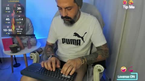 Snapshot of miguel_angeel_ chatting on 07-27-26, 04:25 Miguel Angel online show from 07-27-26, 04:25