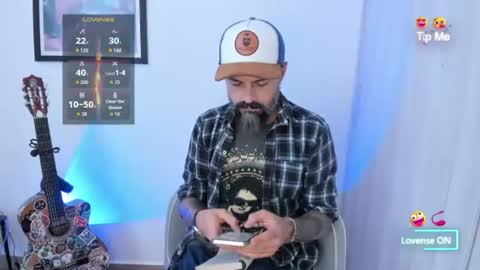 Snapshot of miguel_angeel_ chatting on 07-31-26, 05:01 Miguel Angel online show from 07-31-26, 05:01