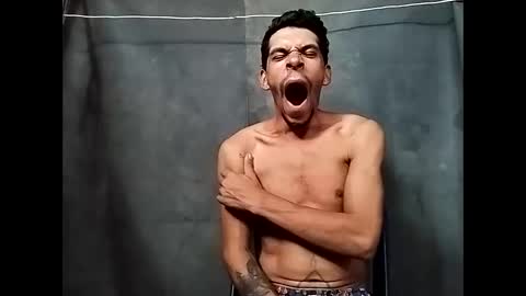 Snapshot of miguel_angelxxx chatting on 02-02-26, 05:44 miguel online show from 02-02-26, 05:44