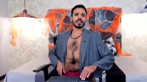 Snapshot of miguelsanfrancisco chatting on 10-29-25, 03:14 miguelsanfrancisco online show from 10-29-25, 03:14