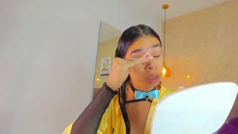 Miia online show from 04-17-26, 11:57