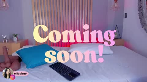 Snapshot of miia_blaze chatting on 06-22-26, 11:40 Mia online show from 06-22-26, 11:40