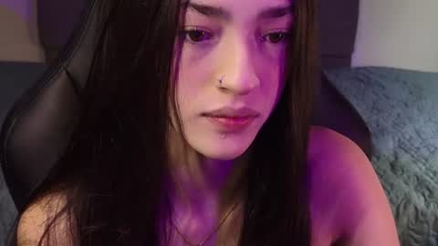 Snapshot of miia_bratz chatting on 06-11-26, 12:58 miia_bratz online show from 06-11-26, 12:58
