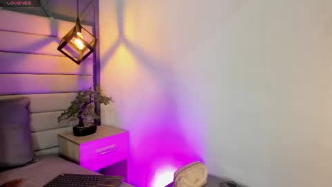 Snapshot of miia_ferrari chatting on 06-17-26, 01:12 miia_ferrari online show from 06-17-26, 01:12