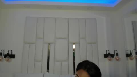 Miia Schwarz  online show from 09-10-25, 05:46