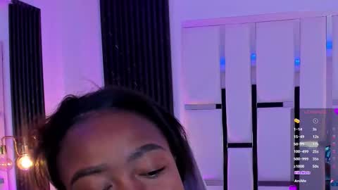 Miia Schwarz  online show from 11-17-25, 07:14