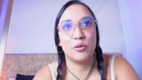 Snapshot of miia_secret_ chatting on 02-18-26, 07:43 miia_secret_ online show from 02-18-26, 07:43