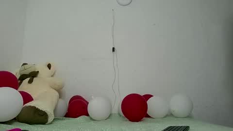 Snapshot of miia_smiith_0 chatting on 06-03-26, 08:36 miia_smiith_0 online show from 06-03-26, 08:36