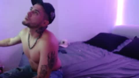 Mia and Liam online show from 12-31-24, 04:27