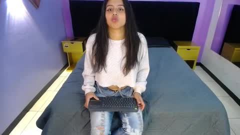 Snapshot of miilky__ chatting on 03-03-26, 03:45 Miilky online show from 03-03-26, 03:45