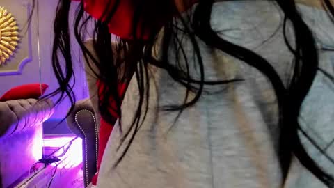 miilu  online show from 12-14-24, 06:24