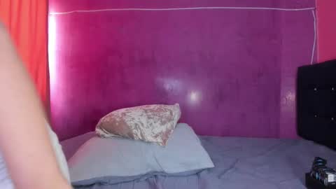 Sarah online show from 02-17-26, 06:58