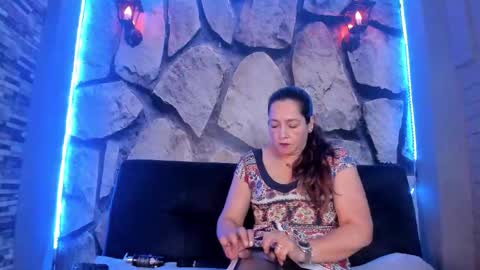 miiss_evaa online show from 10-21-25, 11:22