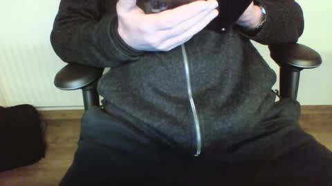 mik online show from 02-13-25, 08:38