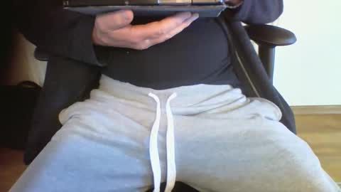 mik online show from 09-22-25, 10:28