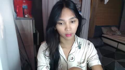 Snapshot of mika_cora chatting on 05-24-26, 11:10 MIKA online show from 05-24-26, 11:10