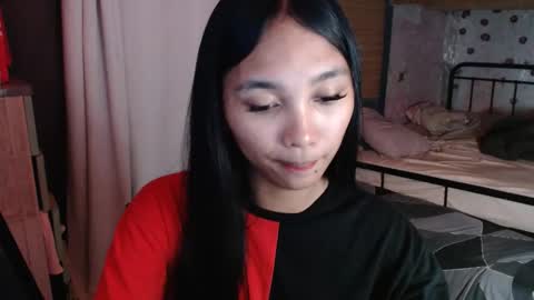 Snapshot of mika_cora chatting on 06-07-26, 12:31 MIKA online show from 06-07-26, 12:31