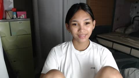 Snapshot of mika_cora chatting on 06-28-26, 06:47 MIKA online show from 06-28-26, 06:47