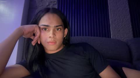 mika_pedersen online show from 11-29-25, 10:35