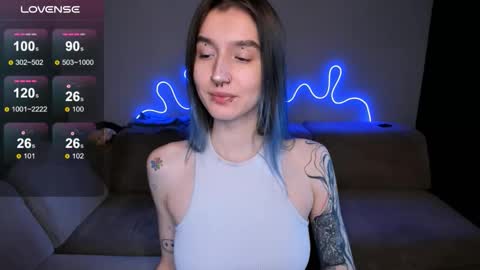 Mika online show from 02-11-26, 07:02