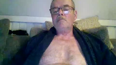 mikael42 online show from 04-07-26, 06:41