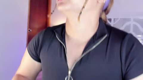 Snapshot of mikaelastonne chatting on 03-01-26, 10:39 Mikaela blondie bigass online show from 03-01-26, 10:39