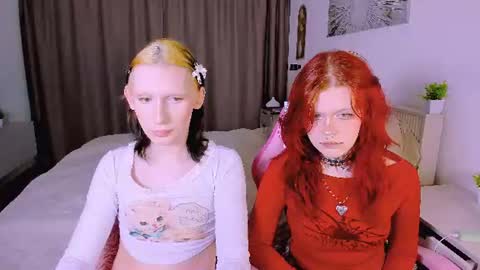 Snapshot of mikaella_nicole chatting on 06-09-26, 10:21 mikaella_nicole online show from 06-09-26, 10:21