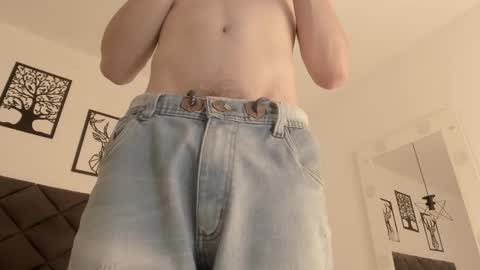 Snapshot of mikaelslow chatting on 01-22-25, 04:34 mikael online show from 01-22-25, 04:34