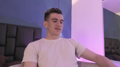 mikael online show from 02-25-26, 04:33