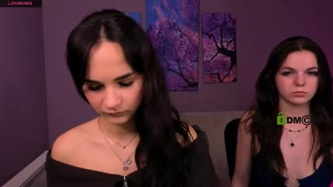 Mika online show from 12-18-25, 08:15