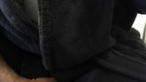 mike26051 online show from 12-22-25, 01:19