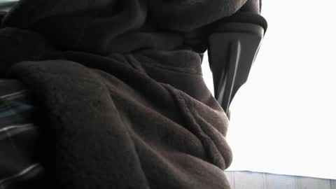 Snapshot of mike26051 chatting on 06-15-26, 05:31 mike26051 online show from 06-15-26, 05:31