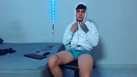 Mike IMDEPENDIENT MODEL online show from 10-28-25, 02:15